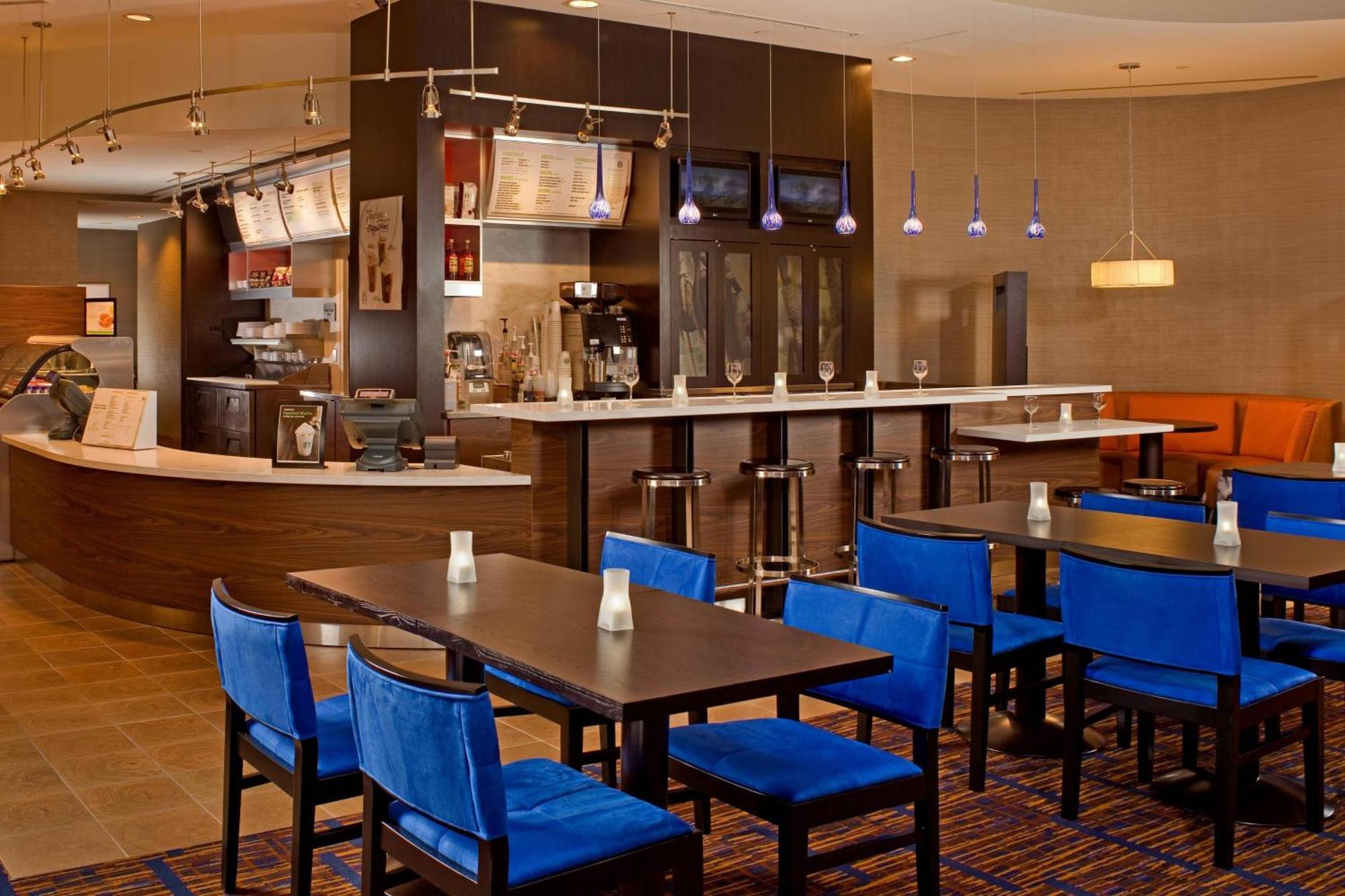 Courtyard By Marriott Baltimore Downtown/Inner Harbor Exterior foto